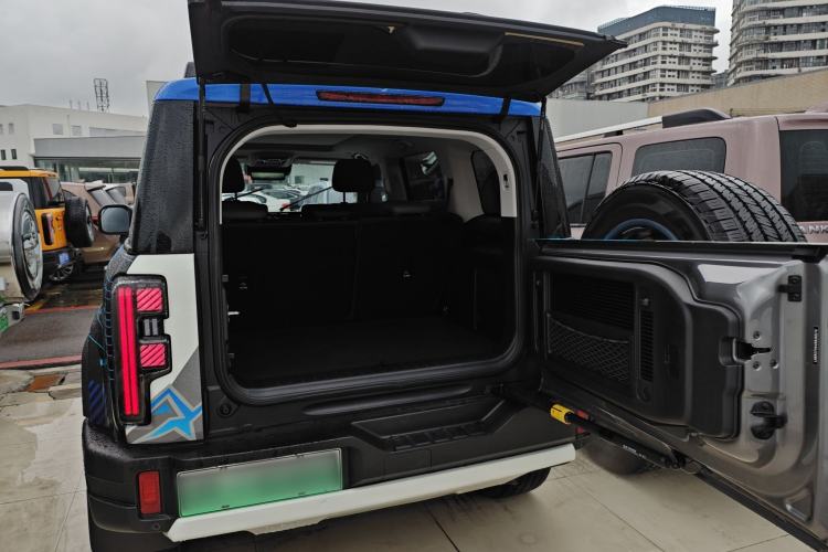 Used  BJ40 Electric Drive 2025 Advanced Edition
