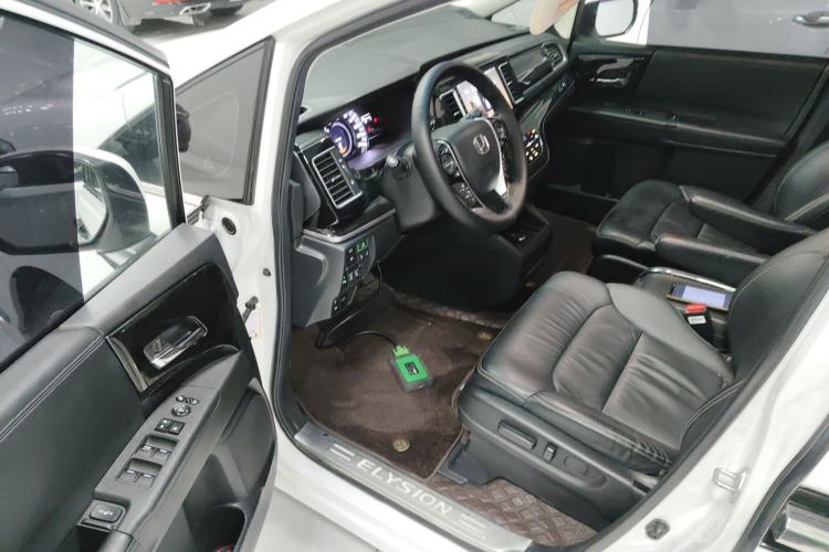 Used Honda Elysion 2019 2.0L Hybrid Luxury Edition
