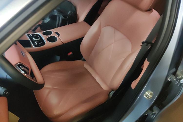 Used  L6 2025 EM-i 140km Starship Edition