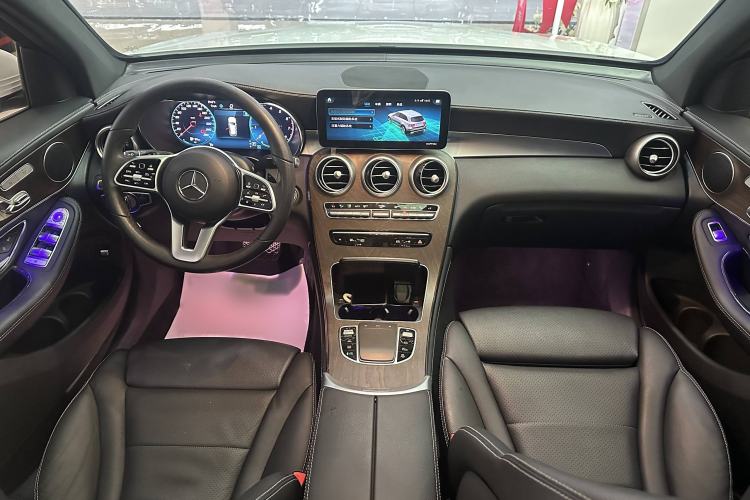 Used Mercedes-Benz GLC 2021 GLC 260 L 4MATIC Luxury Model
