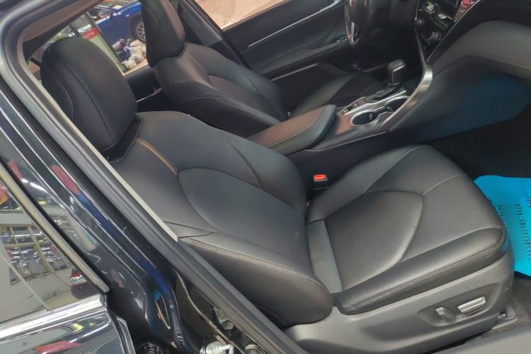 Used Toyota Camry 2021 2.0G Luxury Edition