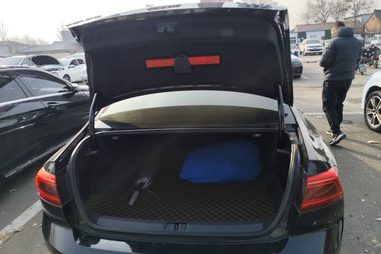 Used Volkswagen Magotan 2020 330TSI DSG Leading Model
