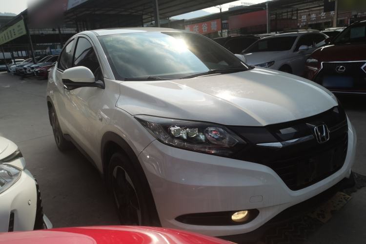 Used Honda Vezel 2017 1.8L CVT Front-Wheel Drive Pioneer Edition