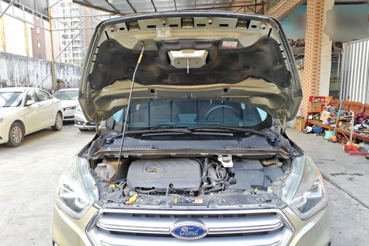 Used Ford Kuga 2017 EcoBoost 180 Two-Wheel-Drive Elite Trim
