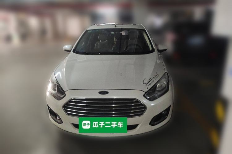 Used Ford Escort 2015 1.5L Automatic Fashion Model
