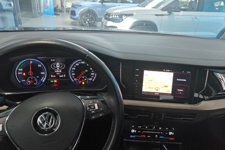 Used Volkswagen Passat New Energy 2020 430 PHEV Hybrid Luxury Edition China VI Standard
