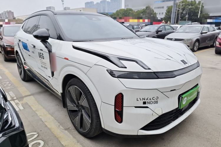 Used Lynk & Co 08 EM-P 2023 220km All-Wheel-Drive Performance Halo
