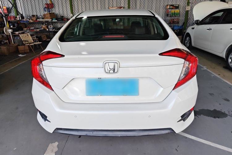 Used Honda Civic 2016 220TURBO CVT Luxury Edition
