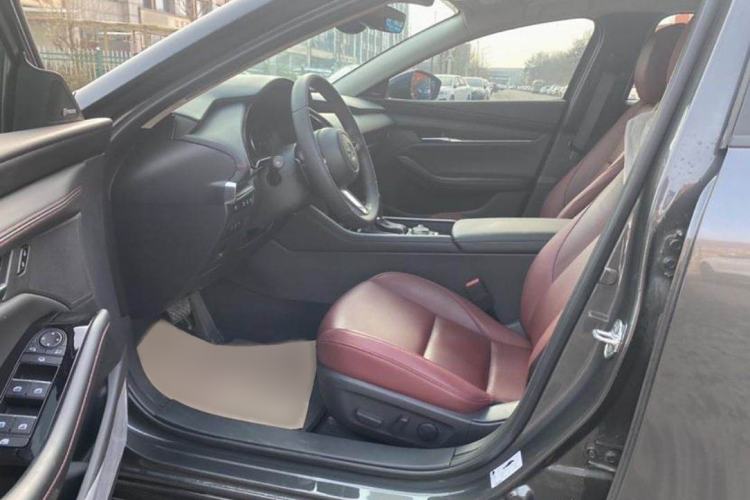 Used Mazda Mazda 3 Axela 2022 2.0L Automatic Zhi Rui Edition
