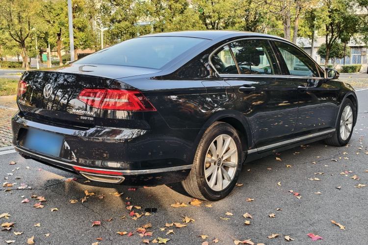 Used Volkswagen Magotan 2019 330TSI DSG Leading Model China VI Standard
