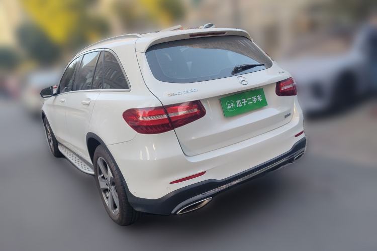 Used Mercedes-Benz GLC 2017 GLC 260 4MATIC Luxury Model
