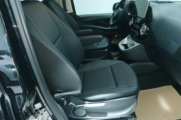 Used Mercedes-Benz Vito 2021 2.0T Elite Version 7 Seats
