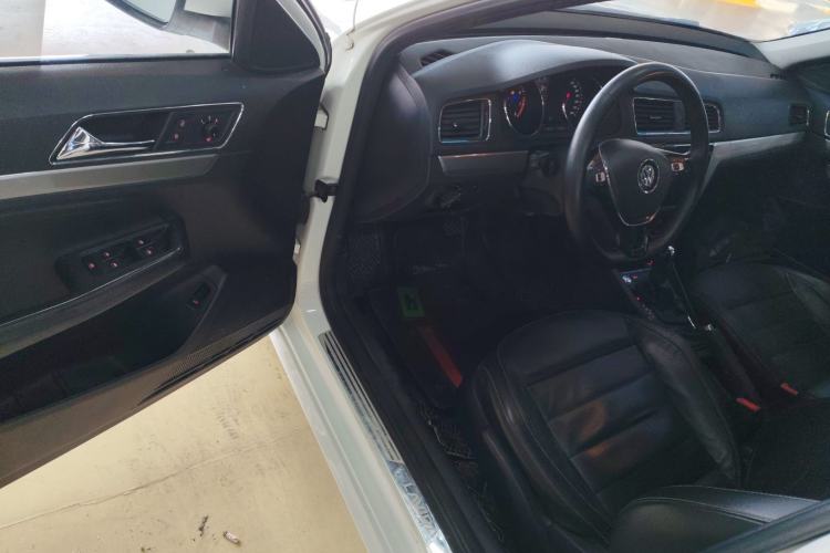 Used Volkswagen Lavida 2017 1.6L Automatic Comfort Edition