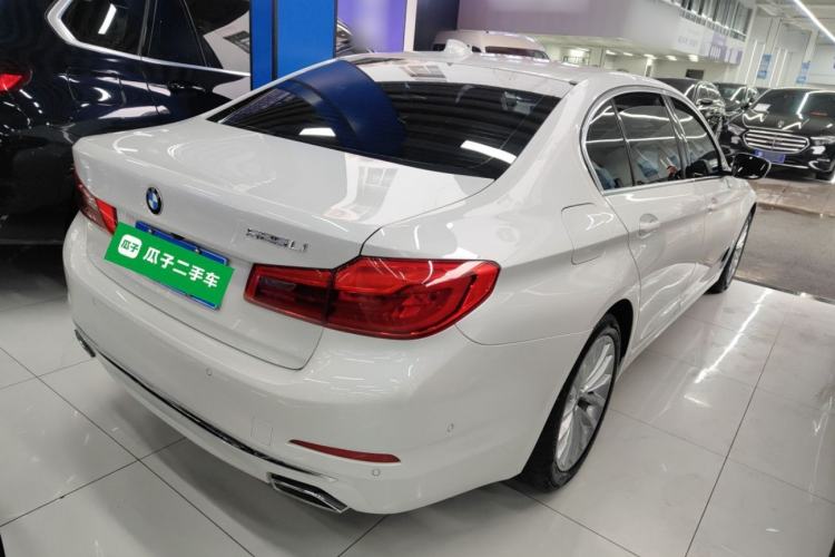 Used BMW 5 Series 2020 525Li Luxury Package