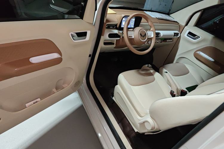 Used Wuling Hongguang MINIEV 2024 3rd Generation 215km Youth Edition
