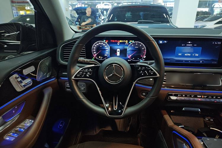 Used Mercedes-Benz GLE 2024 GLE 350 4MATIC Stylish Model
