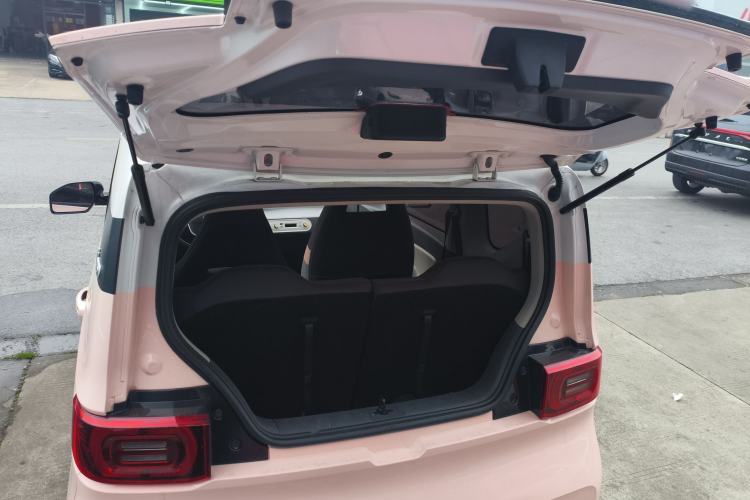 Used Wuling Hongguang MINIEV 2022 Macaron Premium Model – Lithium Iron Phosphate
