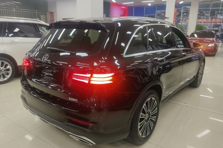 Used Mercedes-Benz GLC 2019 GLC 260 L 4MATIC Dynamic Model
