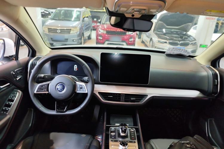 Used BYD Tang New Energy 2019 DM 2.0T All-Wheel Drive Smart Connectivity Enjoyment Model 7 Seats China VI Standard
