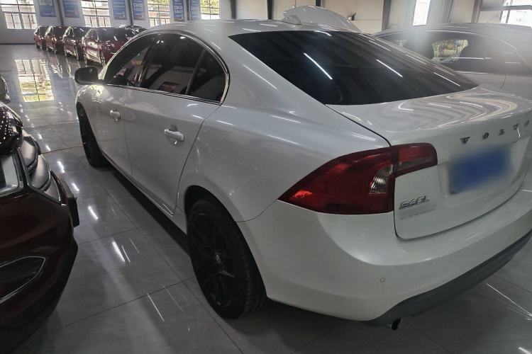 Used Volvo S60 2018 S60L T3 Smart Progress Edition
