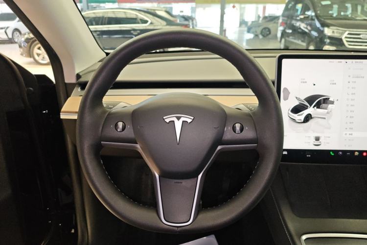 Used Tesla Model Y 2022 Rear-Wheel-Drive Version
