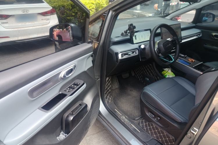 Used AION Y 2023 Plus 510 Smart Edition