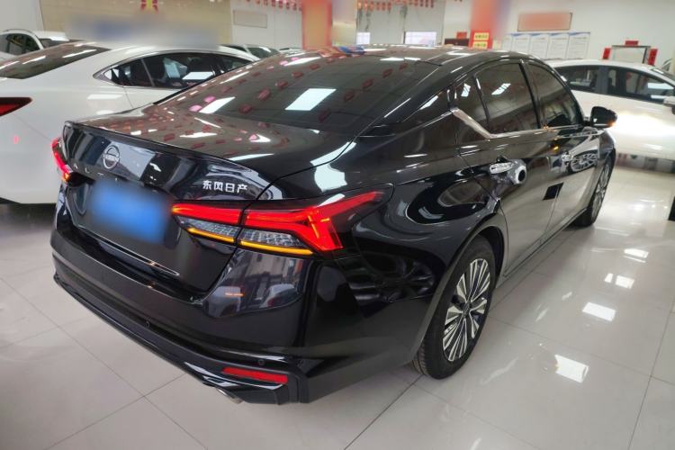 Used Nissan Teana 2022 2.0L XL-TLS Enjoyment Edition
