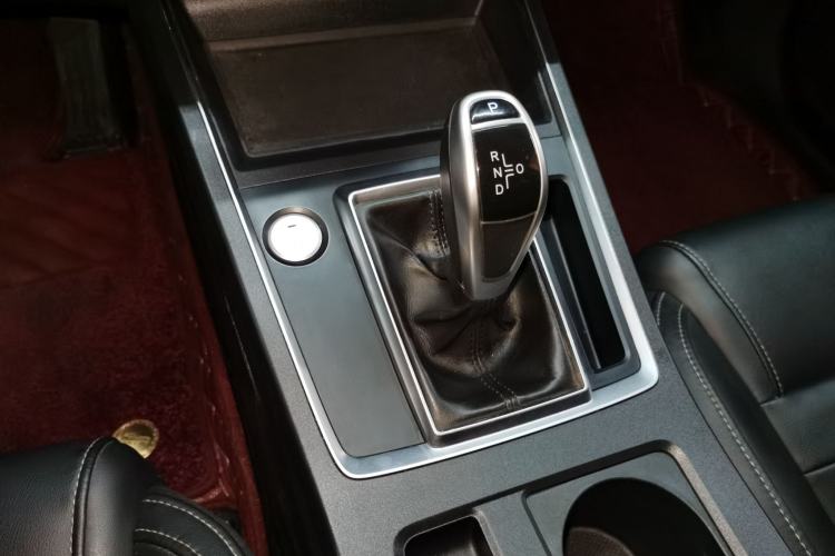 Used BYD Qin Pro 2019 Super Edition 1.5TI Automatic Smart Connect FENGSHANG Model China VI Standard
