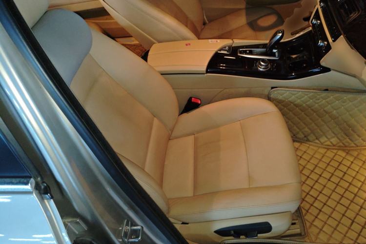 Used BMW 5 Series 2014 525Li Leading Model