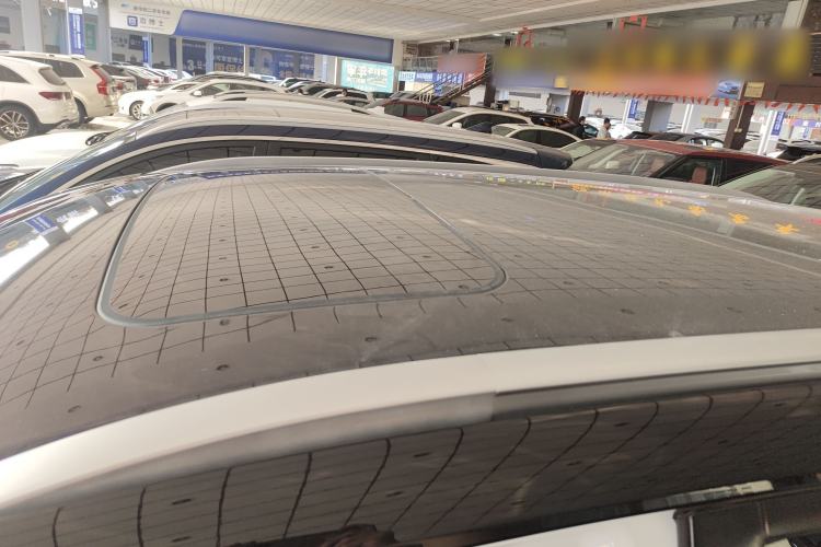 Used Wuling Asta 2022 2.0L DHT Electric-Speed Version
