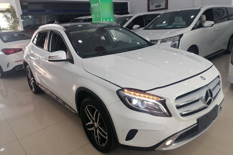 Used Mercedes-Benz GLA 2015 GLA 220 4MATIC Fashion Model