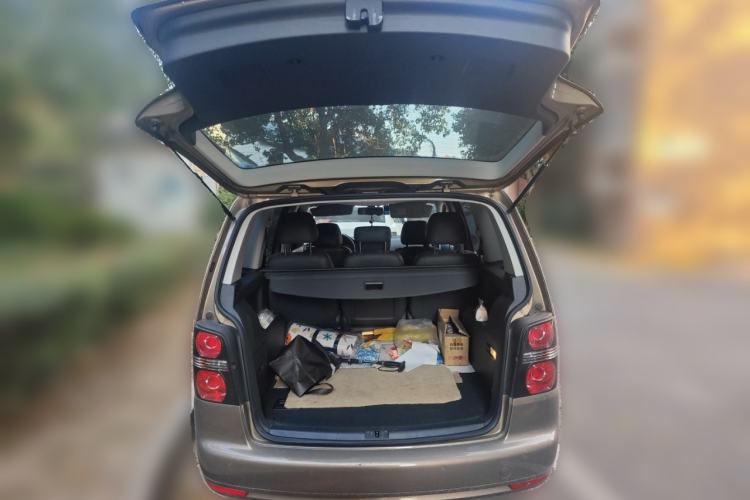 Used Volkswagen Touran 2015 1.4T DSG Comfort Edition 5 Seats
