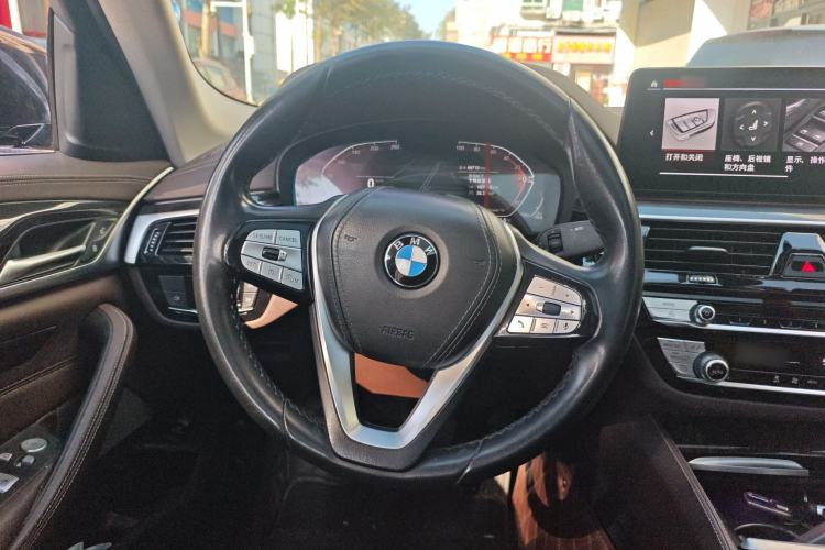 Used BMW 5 Series 2022 525Li Luxury Package
