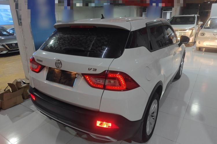 Used Brilliance V3 2017 1.5L Manual Smart Model