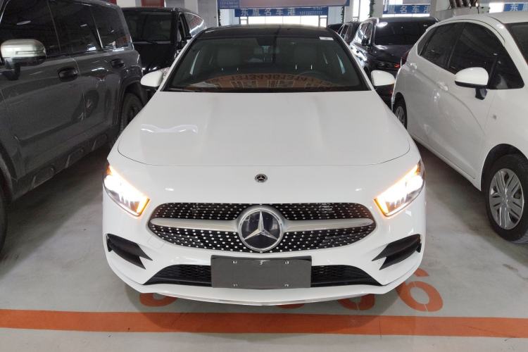 Used Mercedes-Benz A-Class 2022 Restyled A 200 L Sport Sedan Fashion Version
