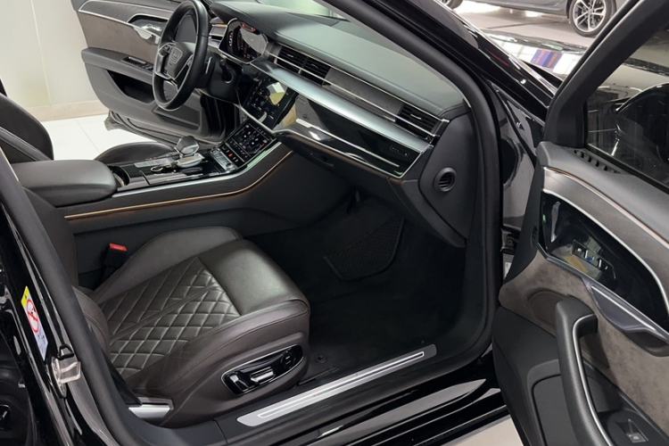 Used Audi A8 2021 A8L 50 TFSI quattro Comfort Model
