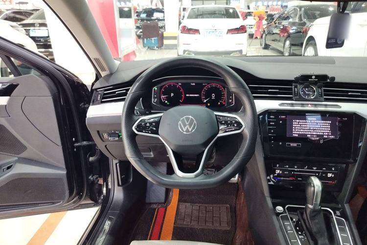 Used Volkswagen Magotan 2023 2 Million Units Commemorative Edition 330TSI DSG Luxury Version
