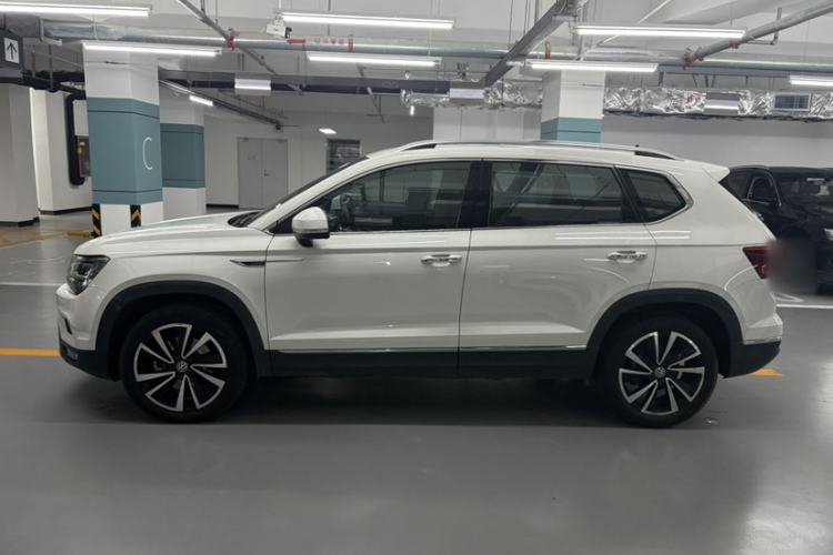 Used Volkswagen Tharu 2019 330TSI Four-Wheel Drive Luxury Edition China VI Standard
