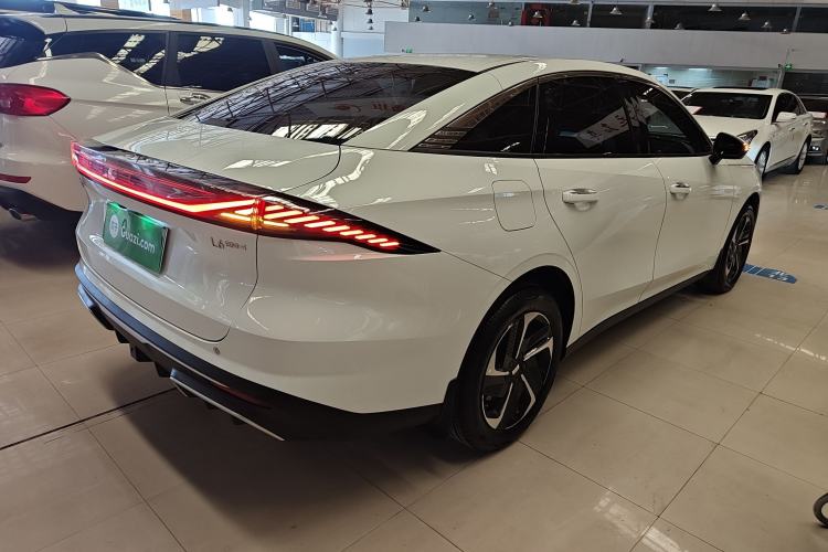 Used Geely Galaxy L6 2025 EM-i 140km Explorer+ Edition
