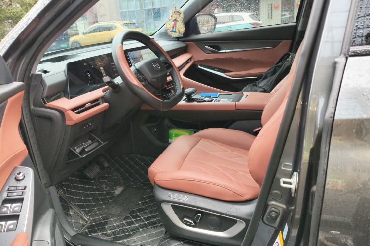 Used Changan CS75 PLUS 2024 3rd Generation Champion Edition 2.0T Intelligent Drive Performance Model