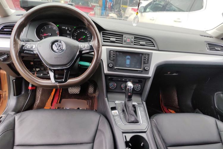 Used Volkswagen Lamando 2017 230TSI DSG Fashion Edition