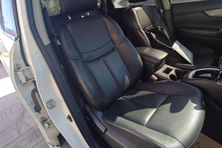 Used Nissan X-Trail 2014 2.0L CVT Comfort Edition 2WD
