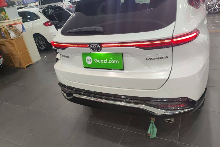 Used Toyota Venza 2022 2.0L CVT Two-Wheel Drive Prestige Edition
