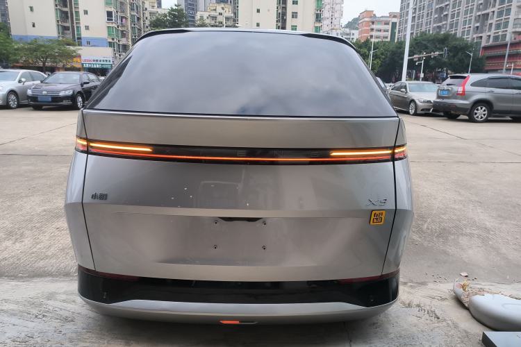 Used XPeng X9 2024 702 Ultra-Long Range Pro
