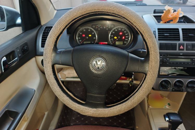 Used Volkswagen Polo 2009 Jingqu 1.6L Automatic Elegant Edition