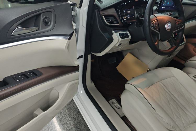 Used Buick GL8 2022 Land Business Class 652T Luxury Model
