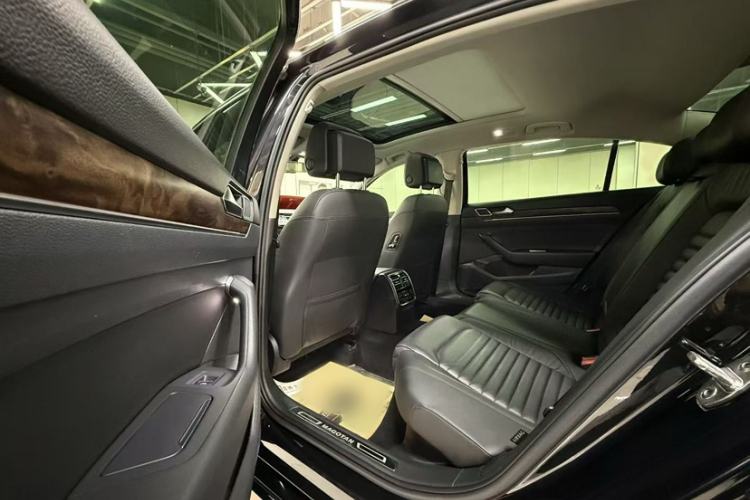 Used Volkswagen Magotan 2019 330TSI DSG Luxury Model China V Standard
