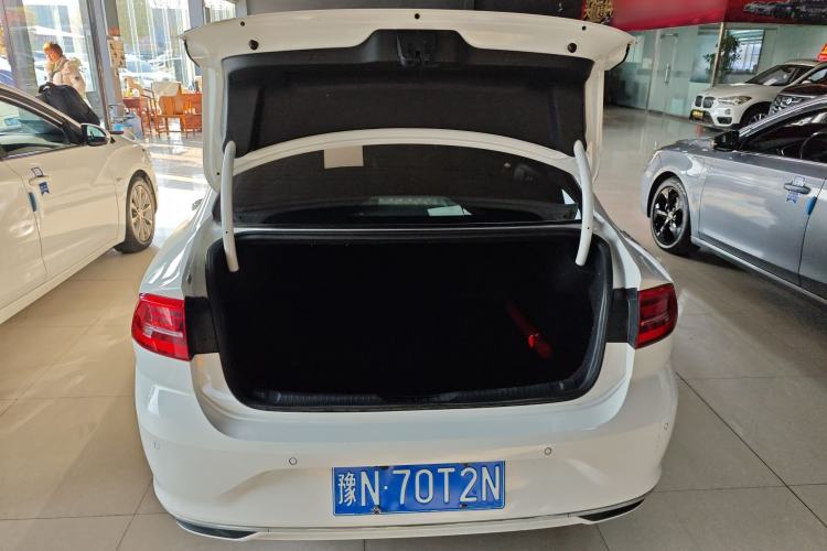 Used Volkswagen Lamando 2019 230TSI DSG Vision Edition China VI Standard
