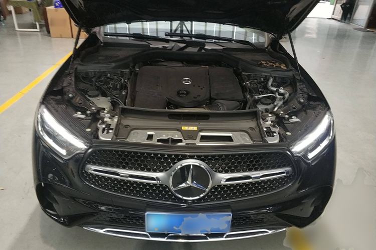 Used Mercedes-Benz GLC 2025 GLC 300 L 4MATIC Dynamic Model 5 Seats