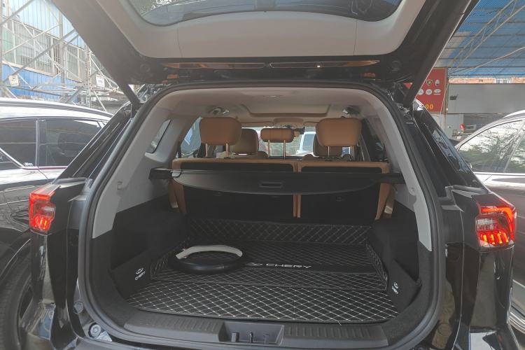 Used Chery Tiggo 8 PRO 2024 Champion Edition 390T Two-Wheel Drive Peak Version 5 Seats
